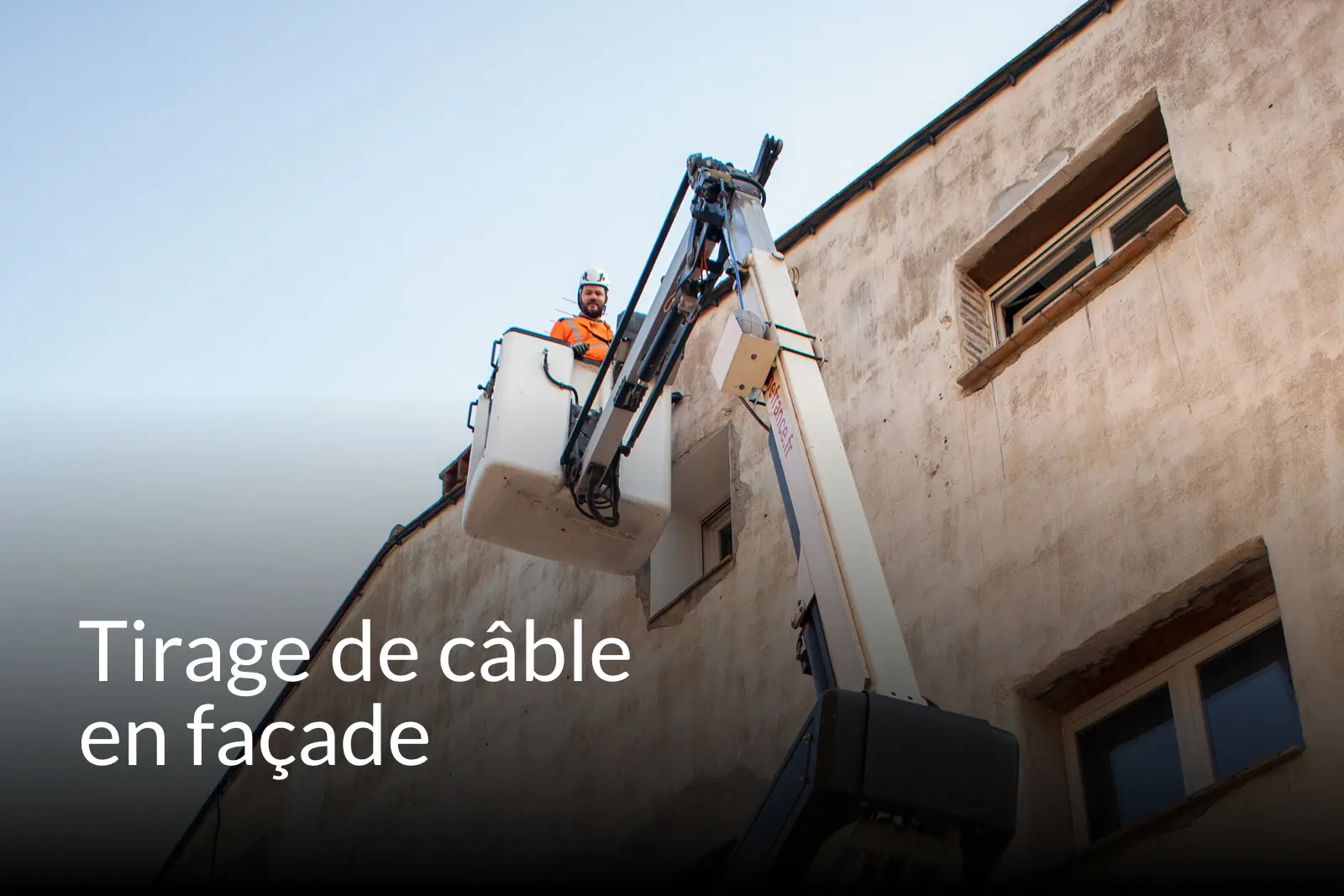 16 tirage de cable en facade — LUMYCOM